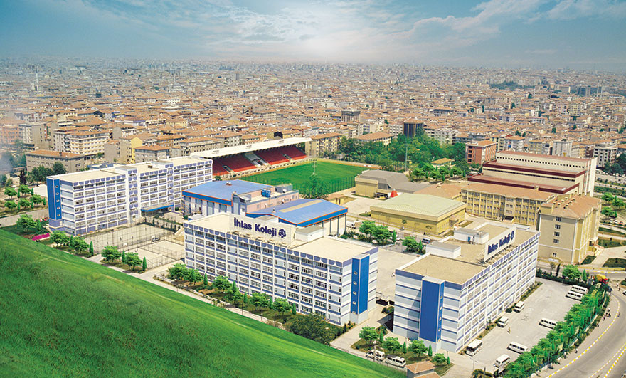İhlas Koleji Bahçelievler Kampüsü - İstanbul Özel Okul ve Kolej Modern Binası - STEM Eğitimi Laboratuvarları